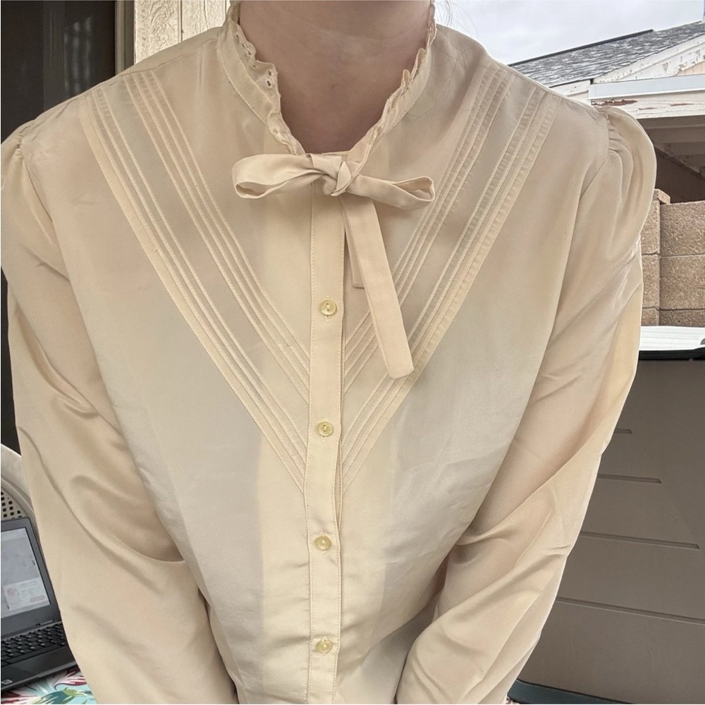 Jean Pierre Cream Lace-Trimmed Top